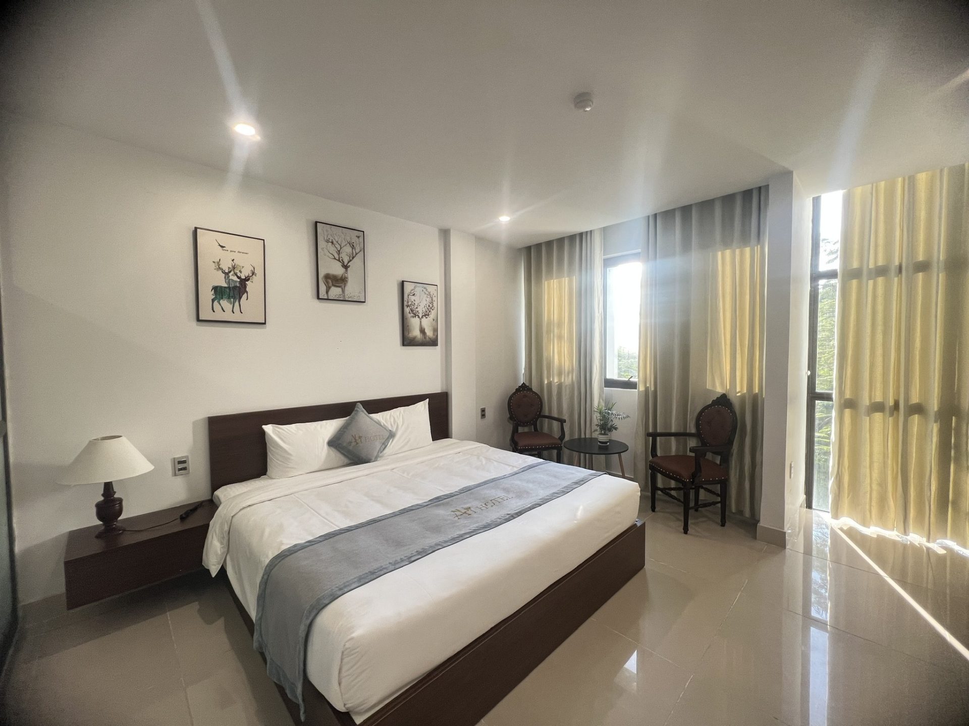 Best ways to avoid tourist traps: How to Travel Smarter and Safer