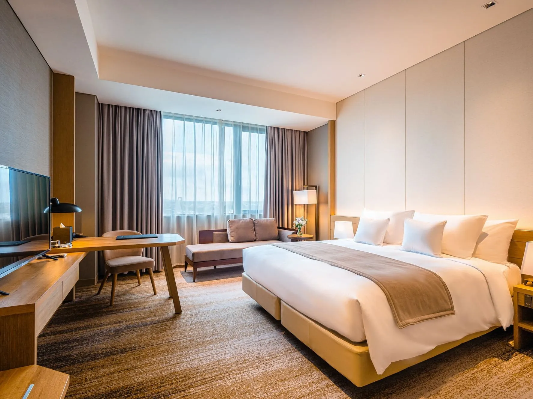 Best ways to avoid tourist traps: How to Travel Smarter and Safer