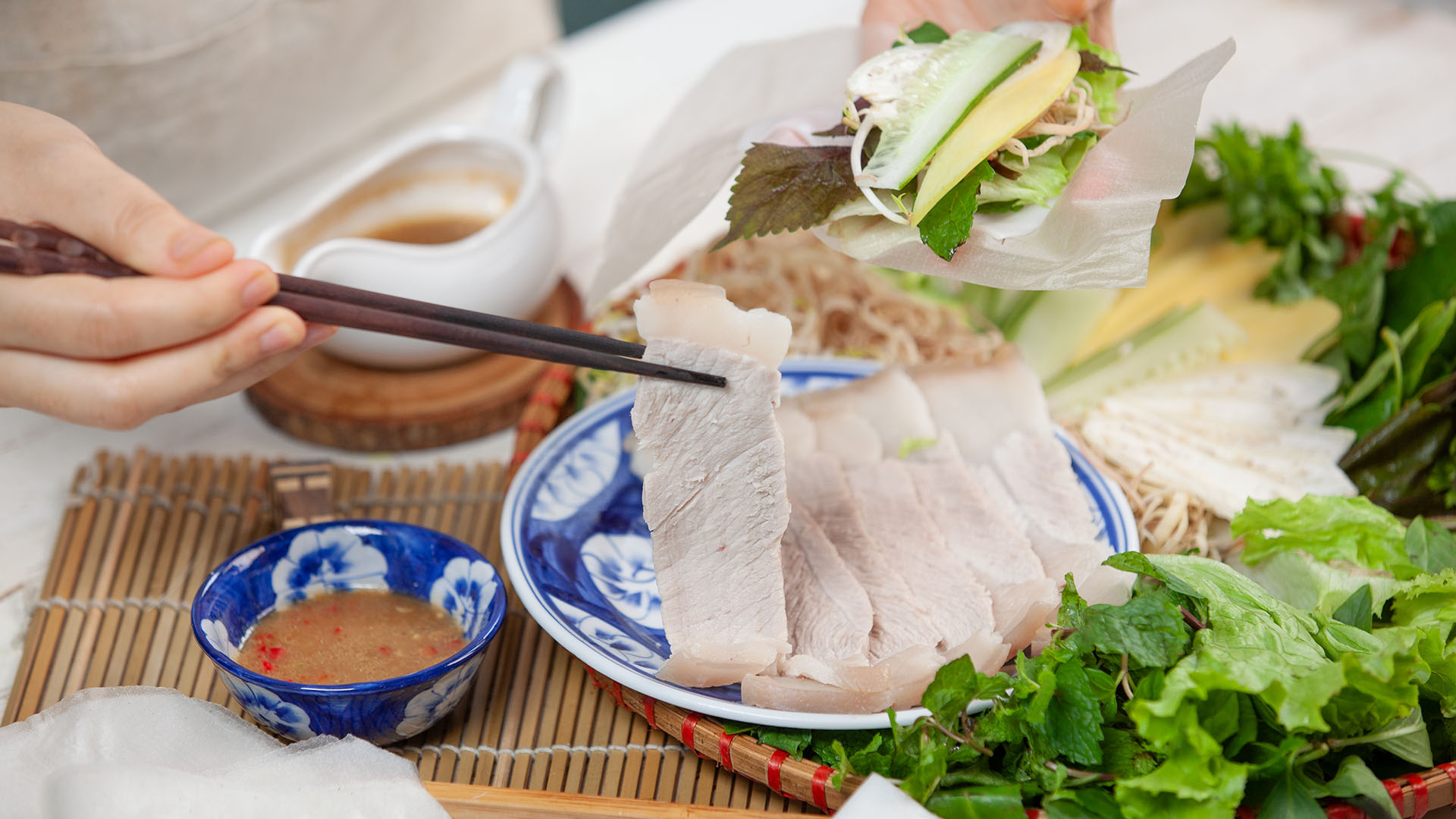 Cheap Food in Da Nang: A Culinary Guide to Vietnam&#8217;s Coastal Gem