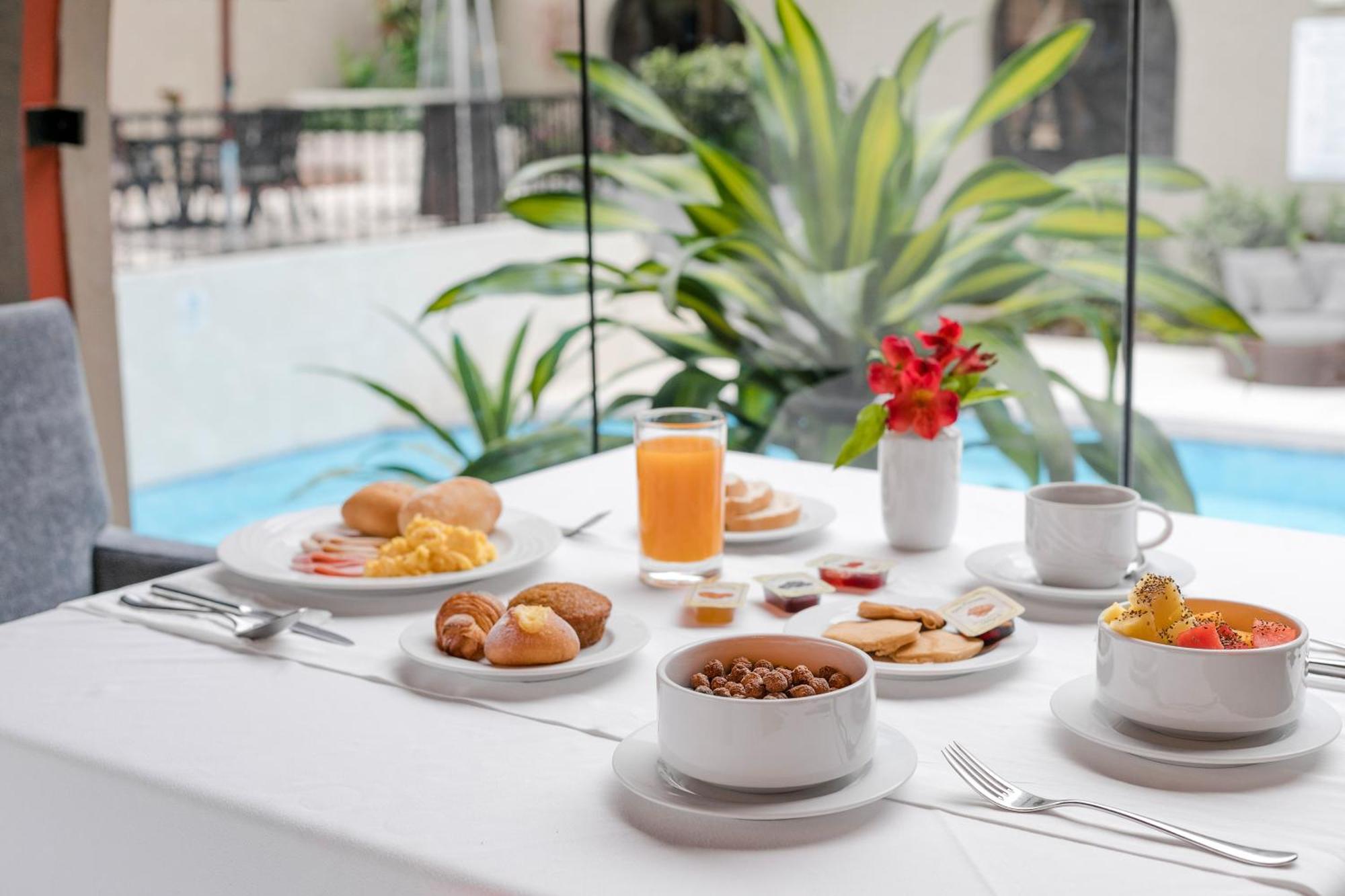 Cheap Romantic Getaways: How to Plan an Unforgettable Experience Without Breaking the Bank