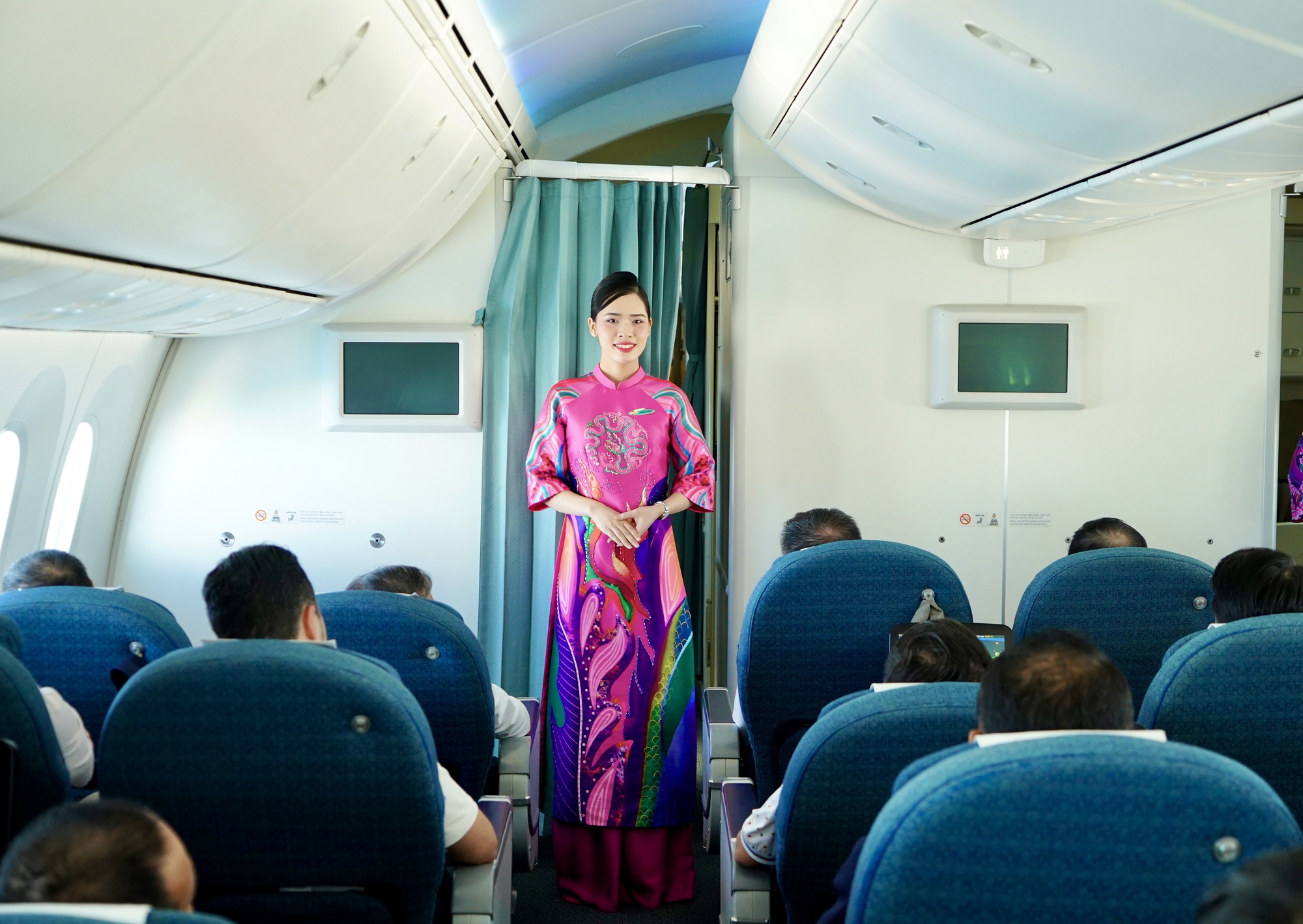 Cheapest Flight Hacks You Need to Know to Travel Smart