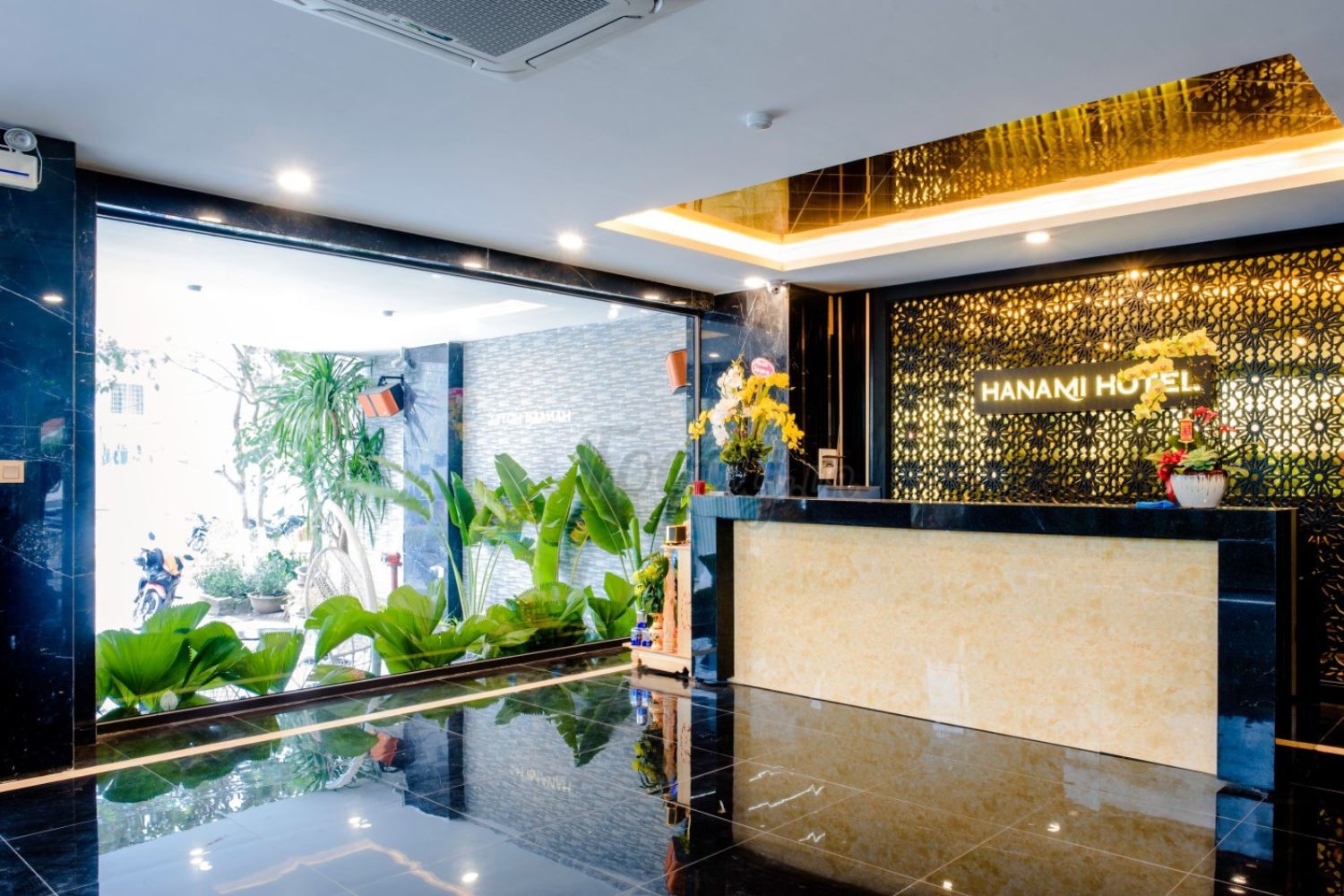 Discover the Best Stays at Hanami Hotel: Your Ultimate Guide to a Comfortable and Affordable Experience in Da Nang