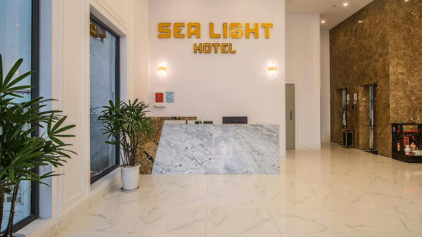 Discover the Comfort and Luxury at Sea Light Hotel in Da Nang
