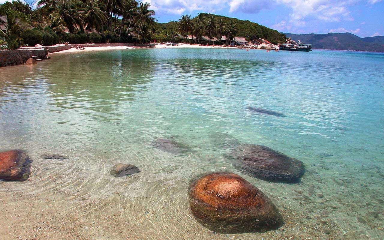 Khanh Hoa Province Travel – The Ultimate Coastal Adventure