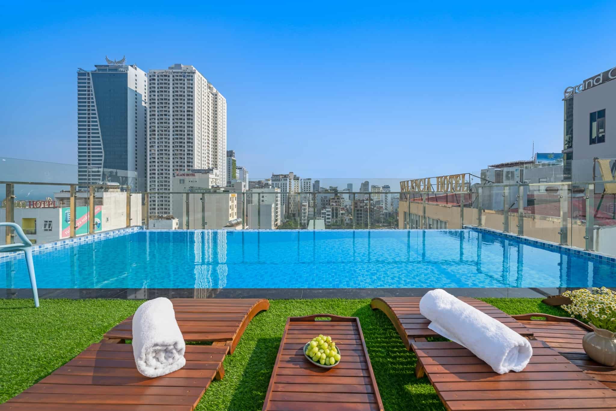 Sea Near Me Hotel: A Perfect Escape Close to the Beach